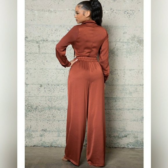 NWT Melrose with Love 2piece matte satin set, sz L - Picture 2 of 5